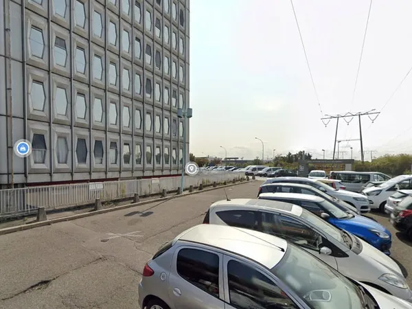 Parking 12 m²