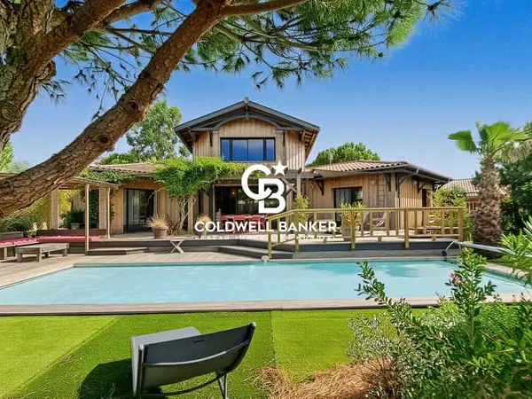 Villa en bois esprit ferret-capien avec piscine, au calme entre Bassin et océan