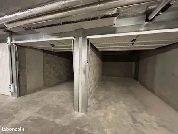 À louer - Box fermé de 13 m² dans une résidence sécurisée à Cogolin