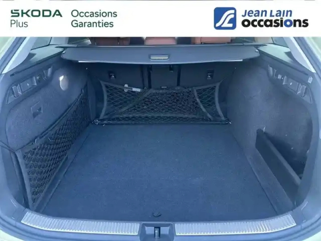 Skoda Superb combi 2.0 tdi 150 ch scr dsg7 — photo 110