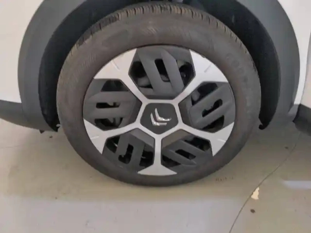 Citroën C4 puretech 100 bvm6 — photo 31