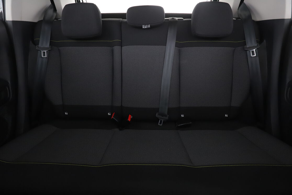 Citroen C3 1.2 PureTech Shine — photo 15