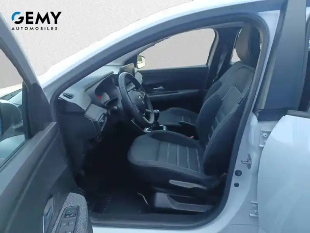 Dacia Sandero eco-g 100 — photo 9
