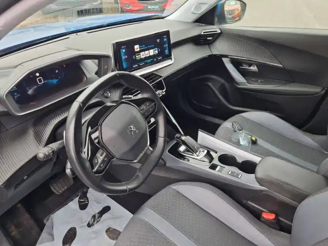 Peugeot 2008 puretech 130 s&amp;s eat8 — photo 62