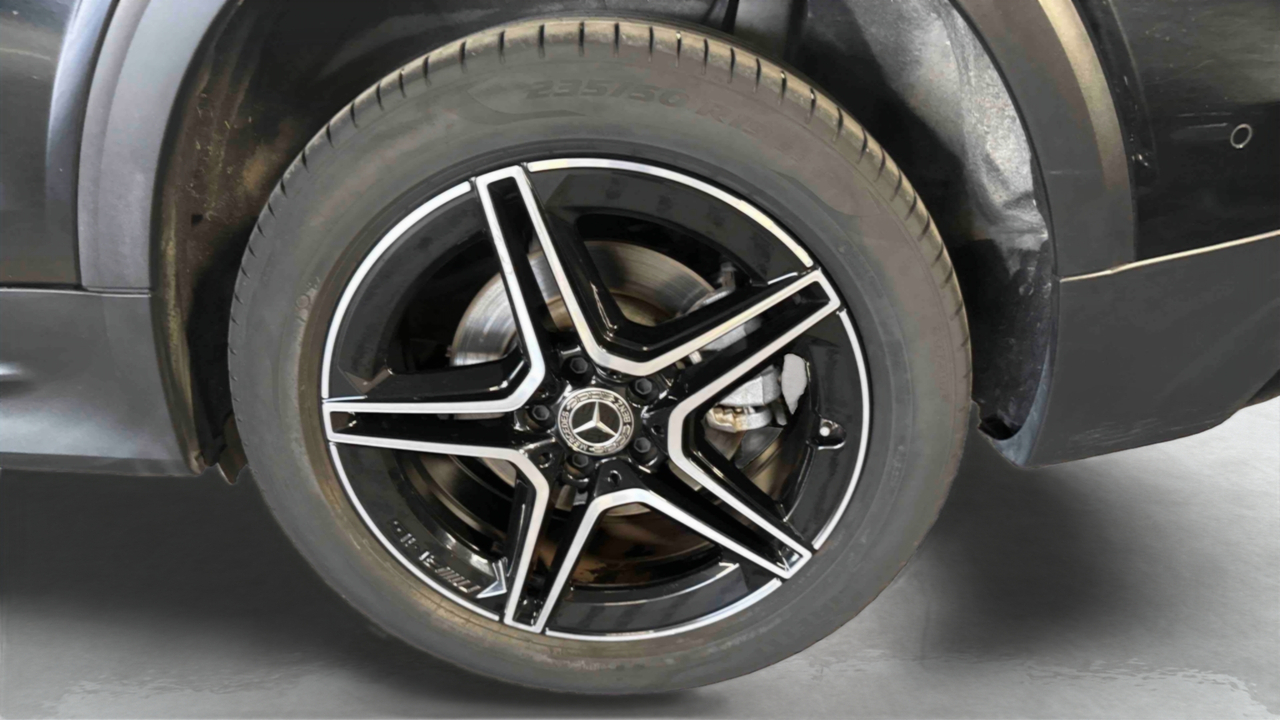 Mercedes GLB 200 d 8G-DCT — photo 14
