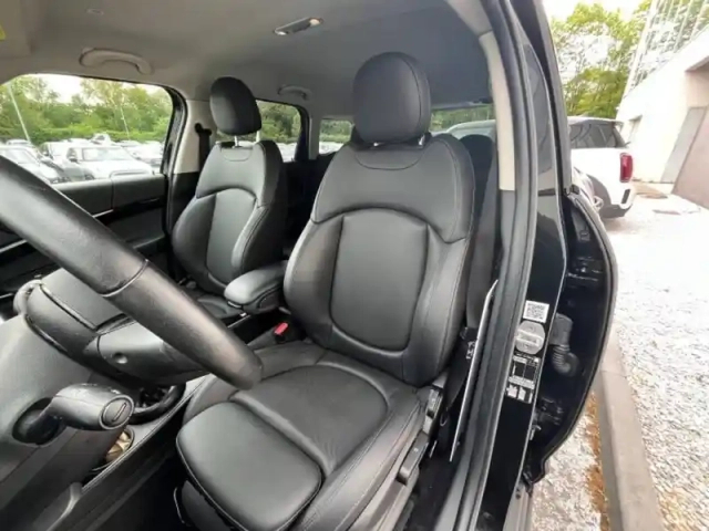 Mini Countryman cooper 136ch  essential bva7 — photo 4