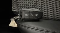 Peugeot 2008 1.5 BlueHDi 130ch S&S GT EAT8 — photo 16
