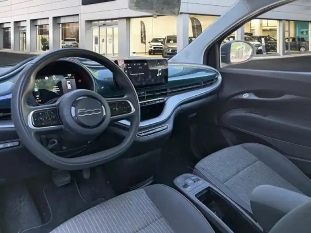 Fiat 500 e 95ch icône — photo 7
