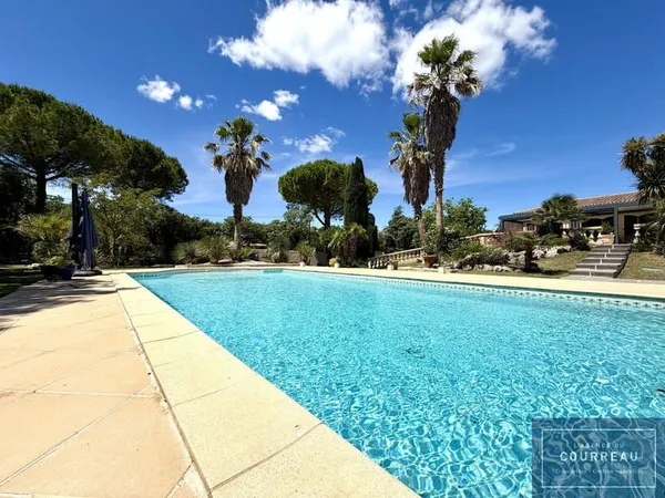 Villa 5 pièces 154 m²