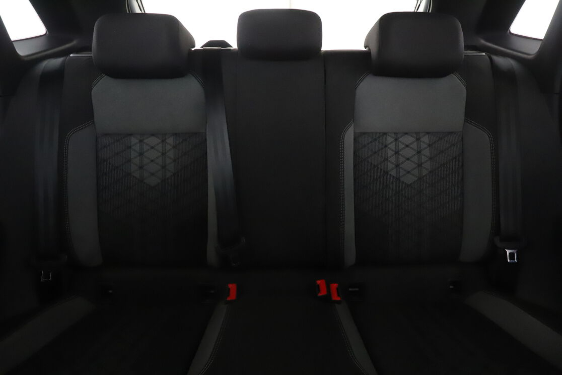 Volkswagen Polo 1.0 TSI R-Line — photo 15