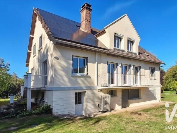 Maison 11 pièces 237 m²