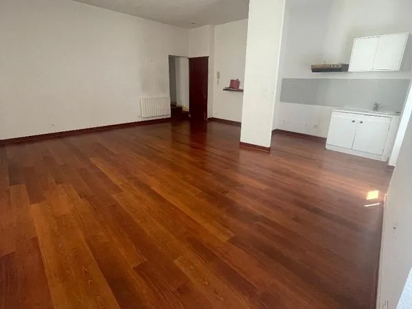 Appartement 2 pièces 65 m²