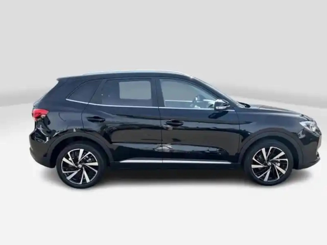 Mg Zs 1.5l 197ch hybrid+ luxury — photo 4