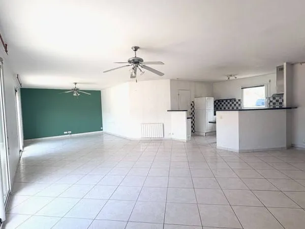 Maison de plain-pied 5 pièces 104 m²