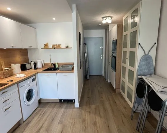 Beau studio meublé situé en centre-ville