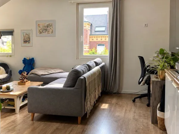 Appartement refait à neuf entièrement meublé 30m2 - proches transports et commerces