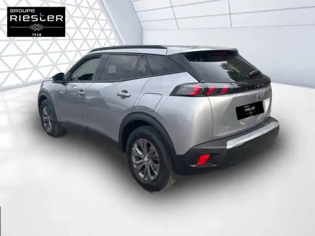 Peugeot 2008 puretech 100 s&amp;s bvm6 — photo 7