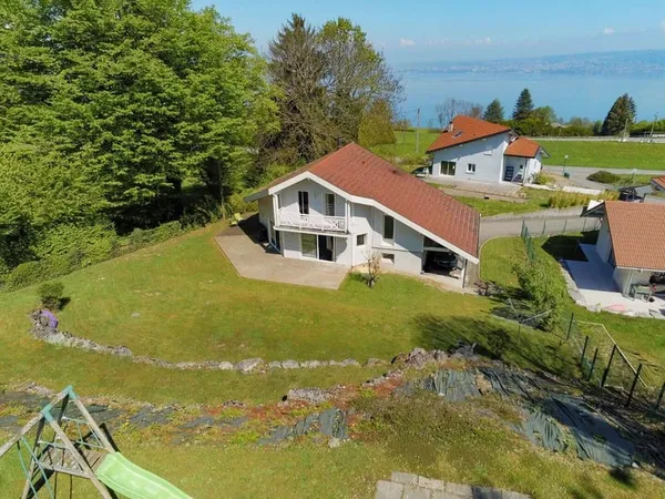 Maison 5 pièces 140 m²