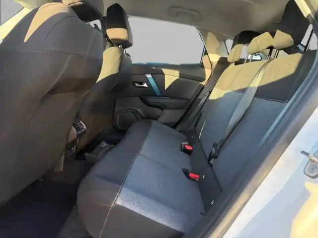 Citroën C4 e- 136 ch automatique — photo 32