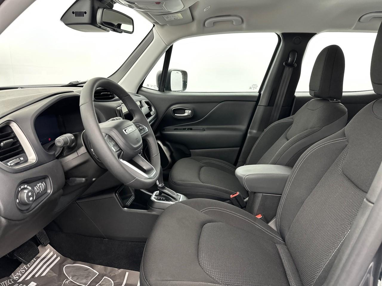 Jeep Renegade 1.5 turbo t4 130 ch bvr7 e-hybrid altitude — photo 9