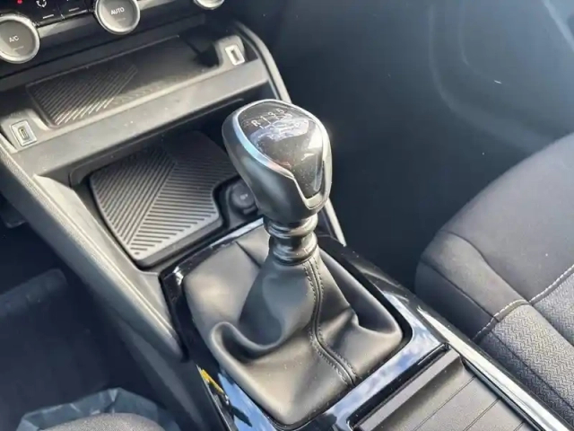 Citroën C4 puretech 100 bvm6 — photo 35