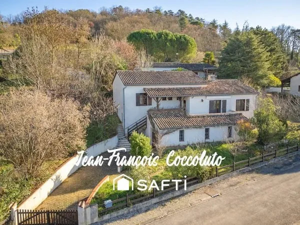 Maison familiale 4 chambres à Bon Encontre