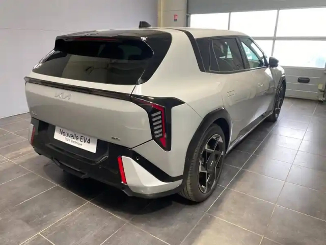 Kia Ev4 204ch 81,4kwh gt-line — photo 9