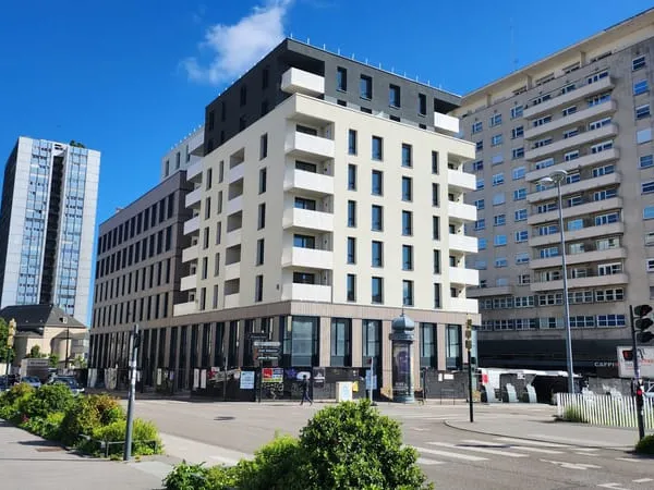 NANCY / HYPER CENTRE : SUPERBE APPARTEMENT T3 AVEC TERRASSE