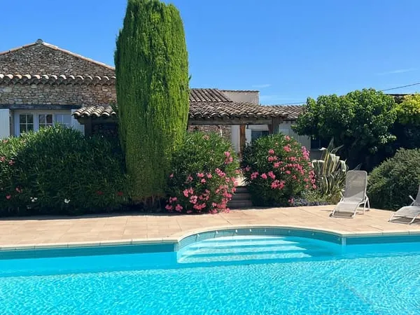 Propriété de charme à la campagne de Richerenches