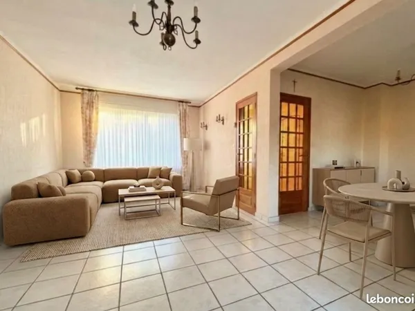 Vends Lambersart (Briqueterie/Verghelles) 275 000. Maison 3 chambres avec jardin ensoleillé dans un 
