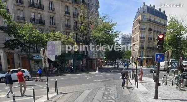 Commerce habillement/textile 50 m²