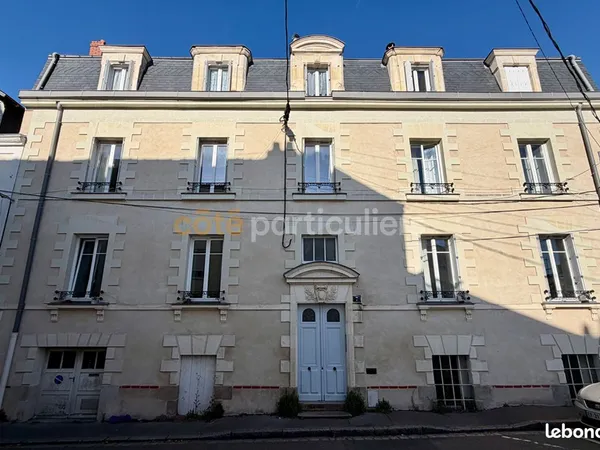 Studio 1 pièce 24 m²