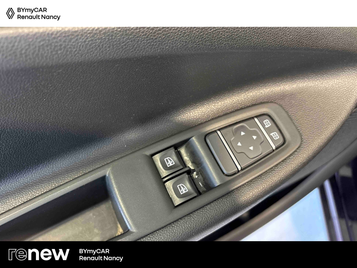 Renault Zoe R110 - 22B — photo 19