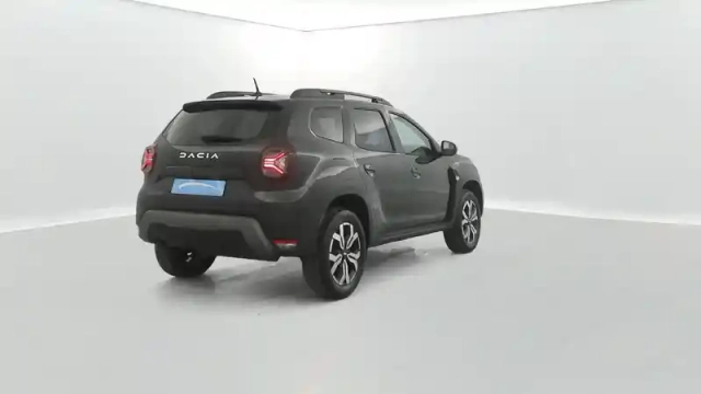 Dacia Duster blue dci 115 4x2 — photo 31