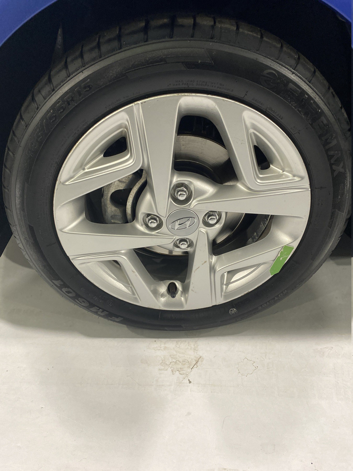 Hyundai i10 — photo 36