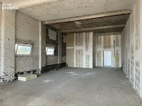 Plateau LOFT BRUT 95 m2 Tourcoing Gare