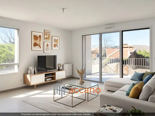 T4 84 m² · Plafonds 2m60 · Balcon 13 m² · Gare à 5 min ·