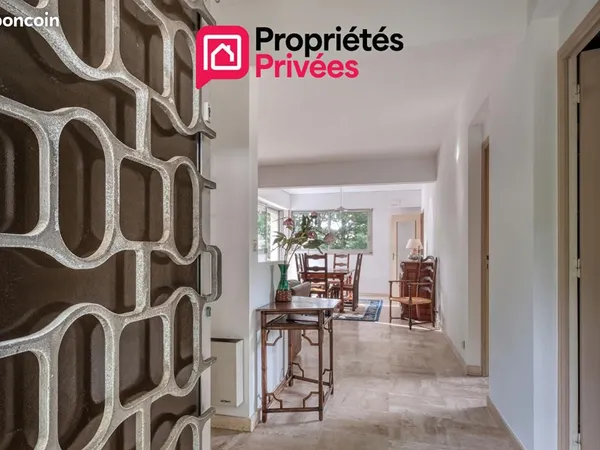 Maison 8 pièces 228 m²
