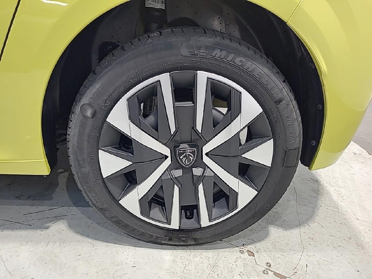 Peugeot 208 puretech 100 s&s bvm6 active — photo 16