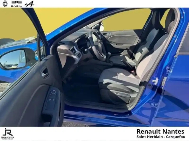 Renault Clio 1.0 tce 90ch evolution - auto ecole — photo 5