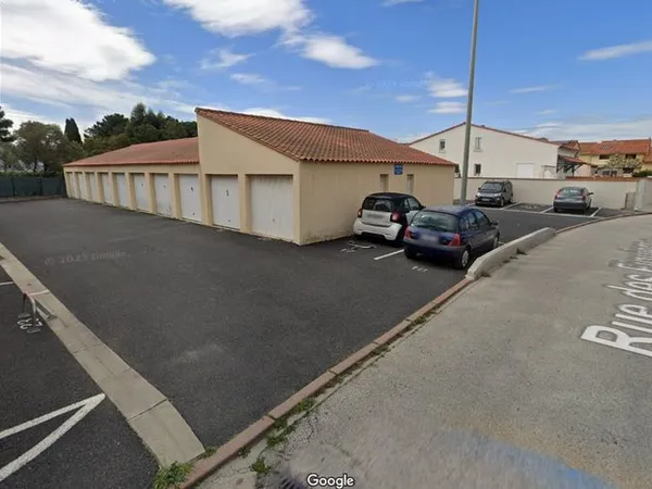 Garage dans résidence sécurisée