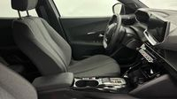 Peugeot 2008 e-2008 156ch 54 kWh Allure — photo 15