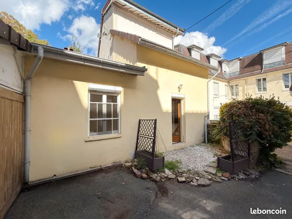Maison 3 pièces - 45m2 - Rue du Connétable