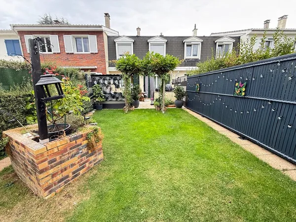 Maison Elancourt 5 pièce(s) 97 m2
