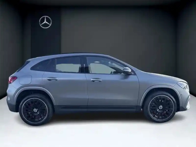 Mercedes Gla 250 e hybrid eq edition 140 — photo 6