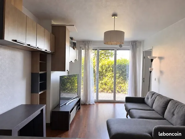 T2 lumineux avec Jardin privatifs en plein centre ville