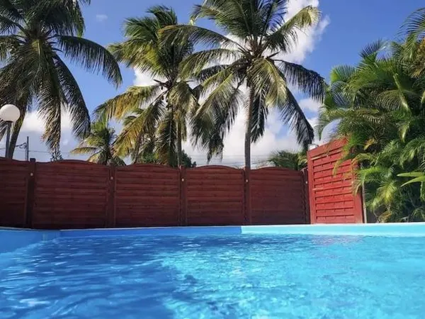 Chambre à louer St François avec piscine