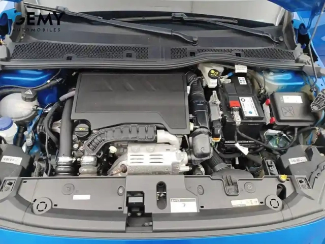 Peugeot 208 puretech 130 s&amp;s eat8 — photo 12