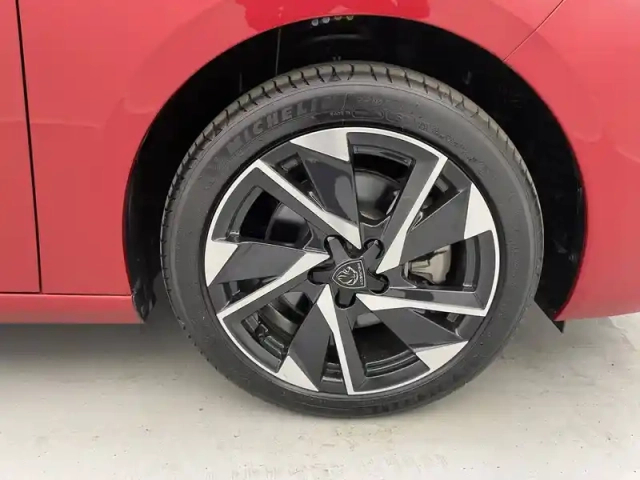 Peugeot 308 hybrid 145 e-dcs6 — photo 50