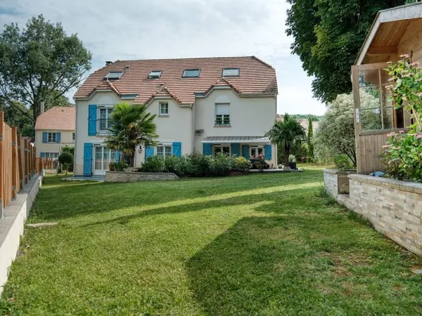 Maison 6 pièces 200 m²